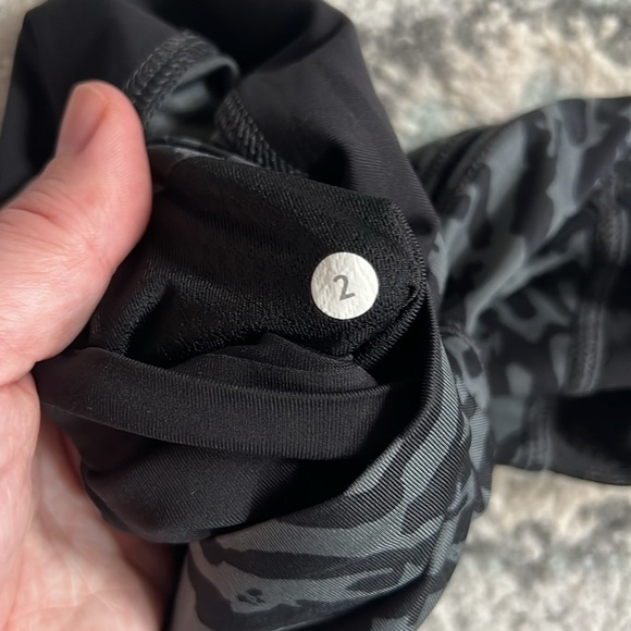 Lululemon Hot To Street Pant - Picture 7 of 16